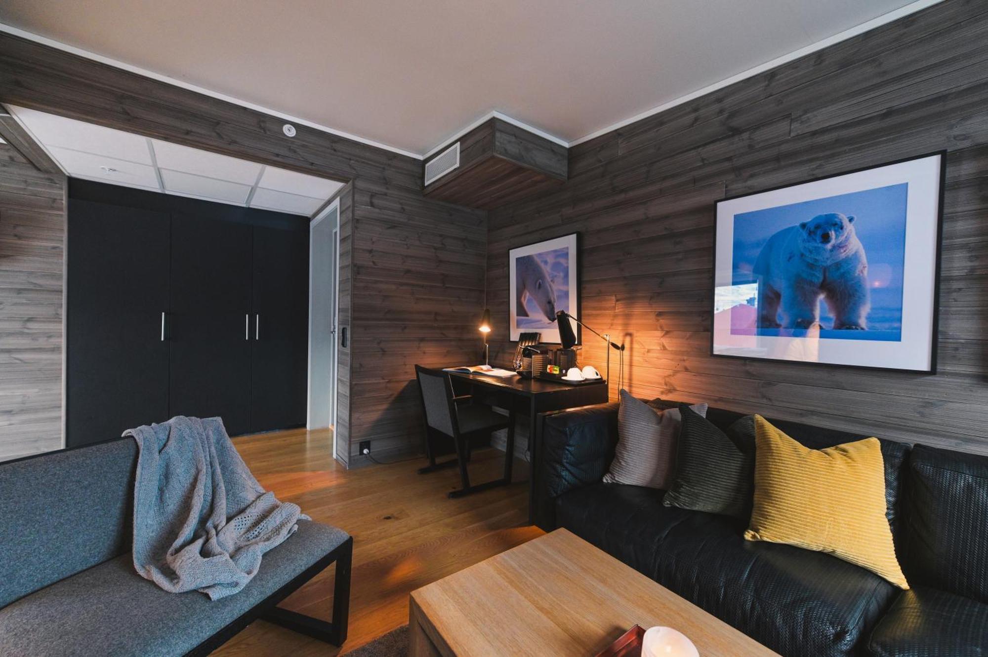 Svalbard Hotell | Polfareren Longyearbyen Exterior foto