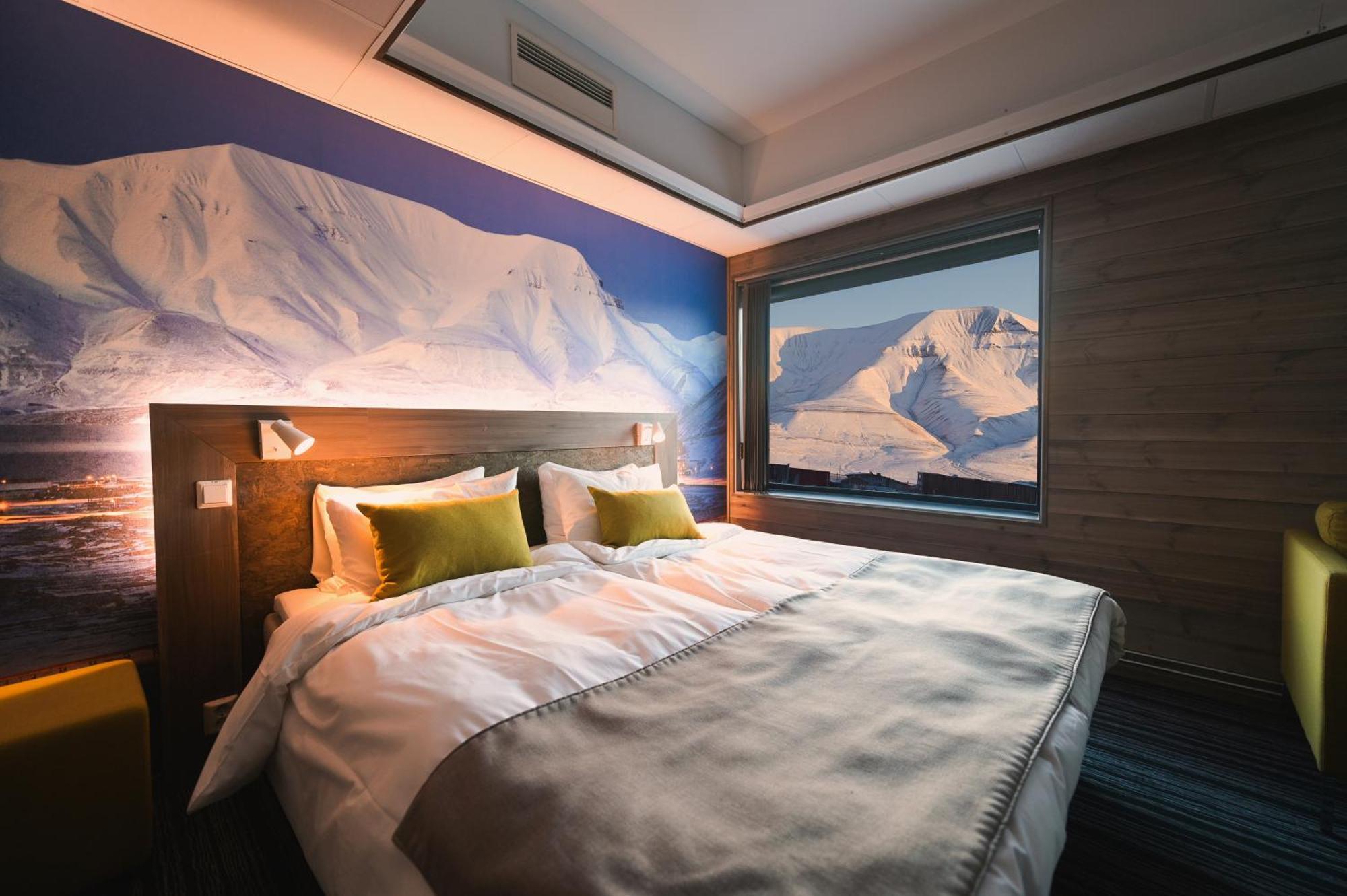 Svalbard Hotell | Polfareren Longyearbyen Exterior foto